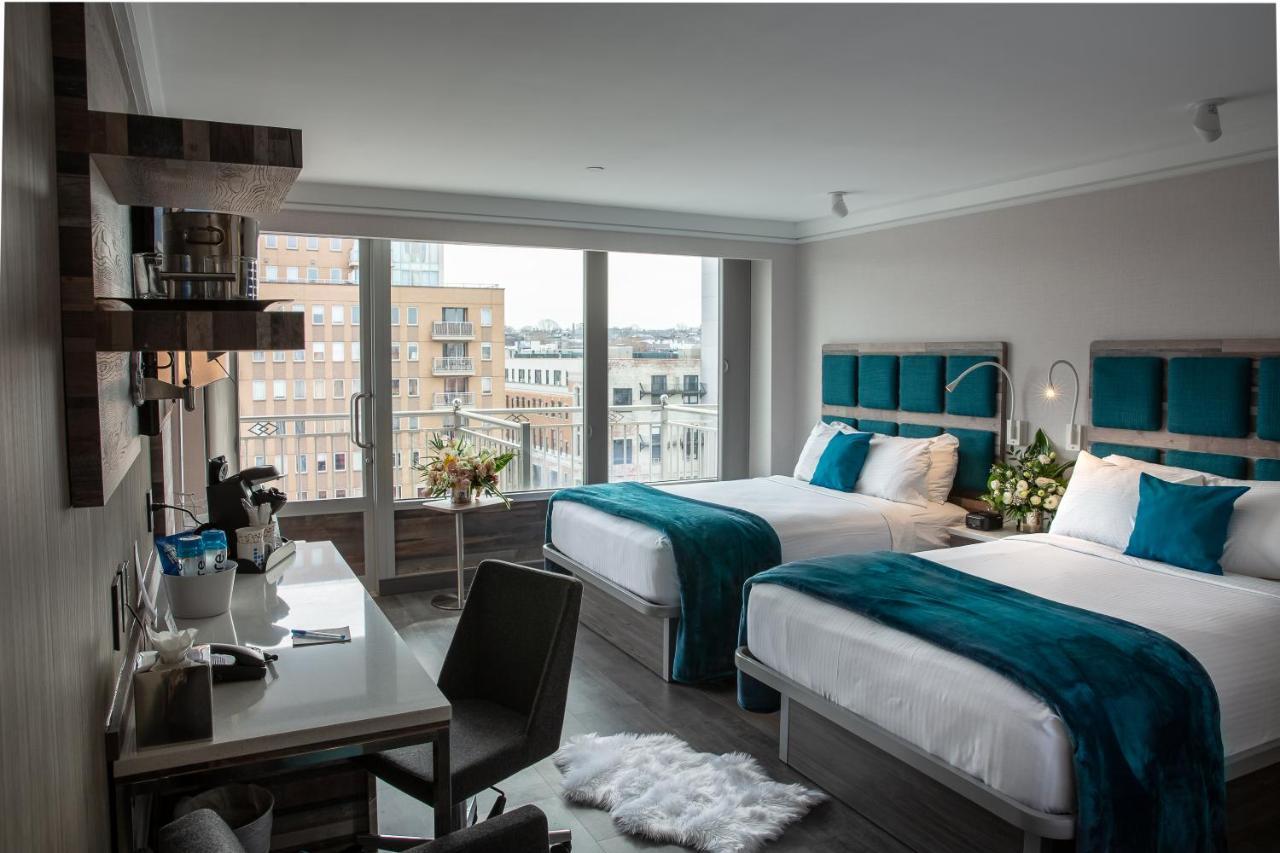 Signature Collection Deluxe Double med terrass och utsikt över Brooklyn