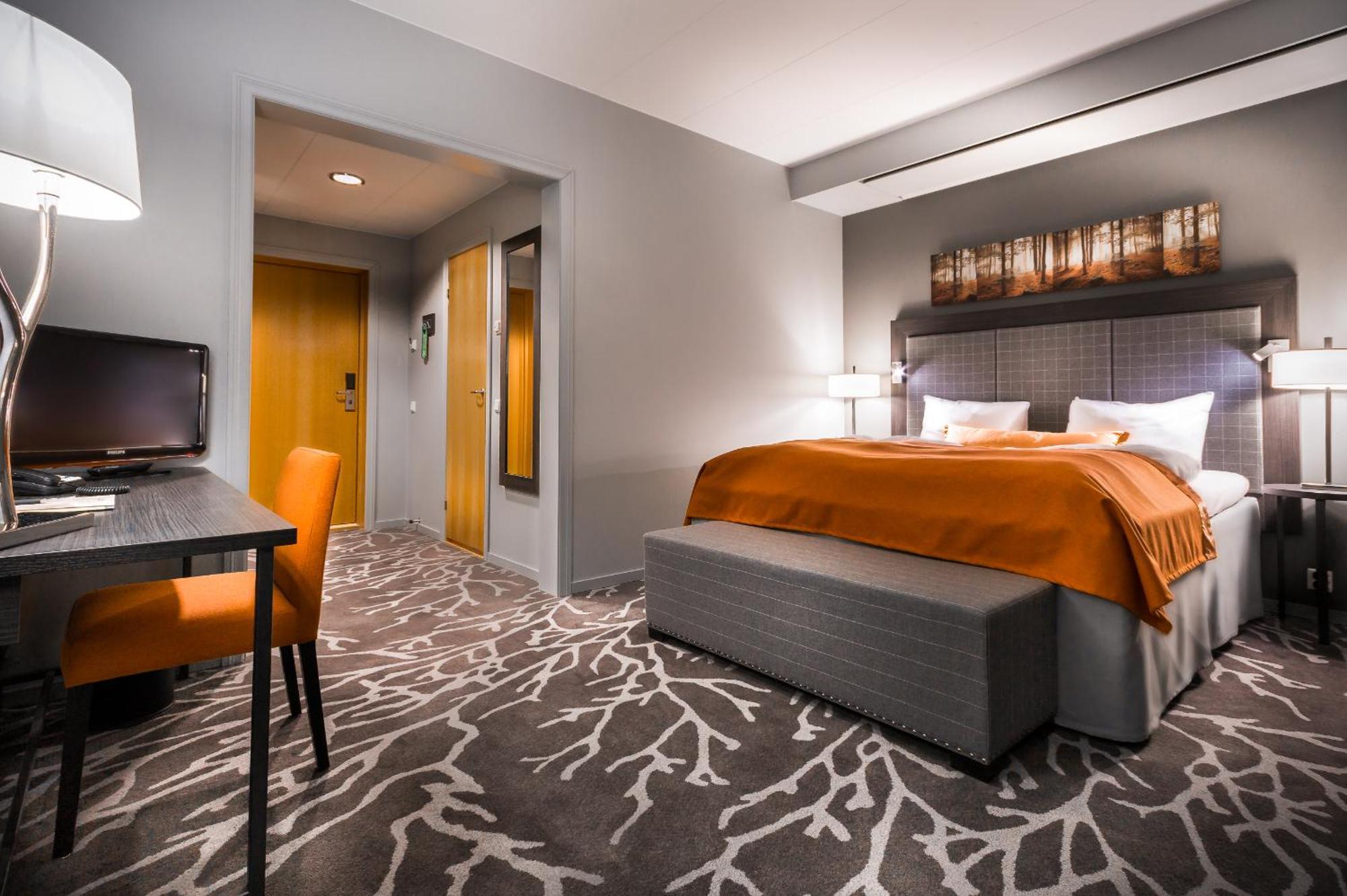 Superior Double Room Mountain View