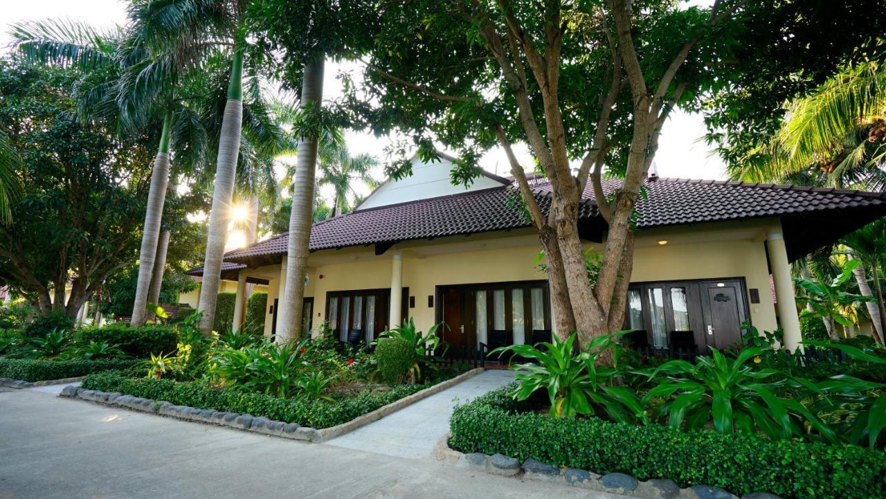 Diamond Bungalow with Garden View,1705584431:JPEG