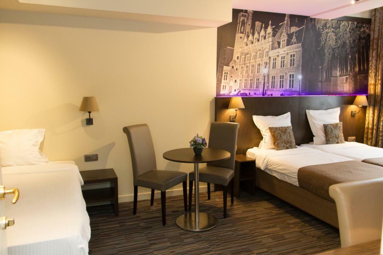 Triple Room,1268037880:JPEG