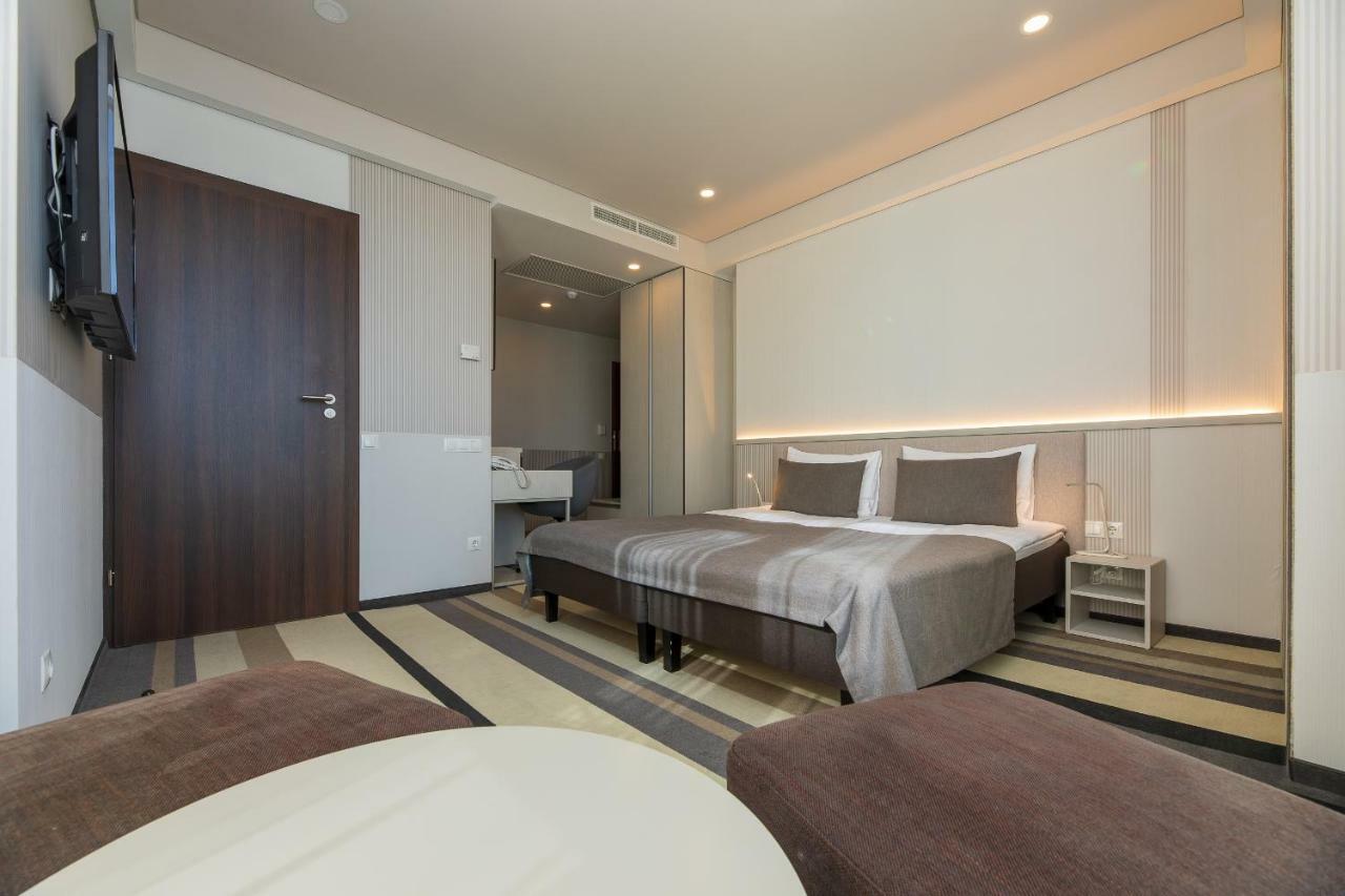 Mini Deluxe Room a View