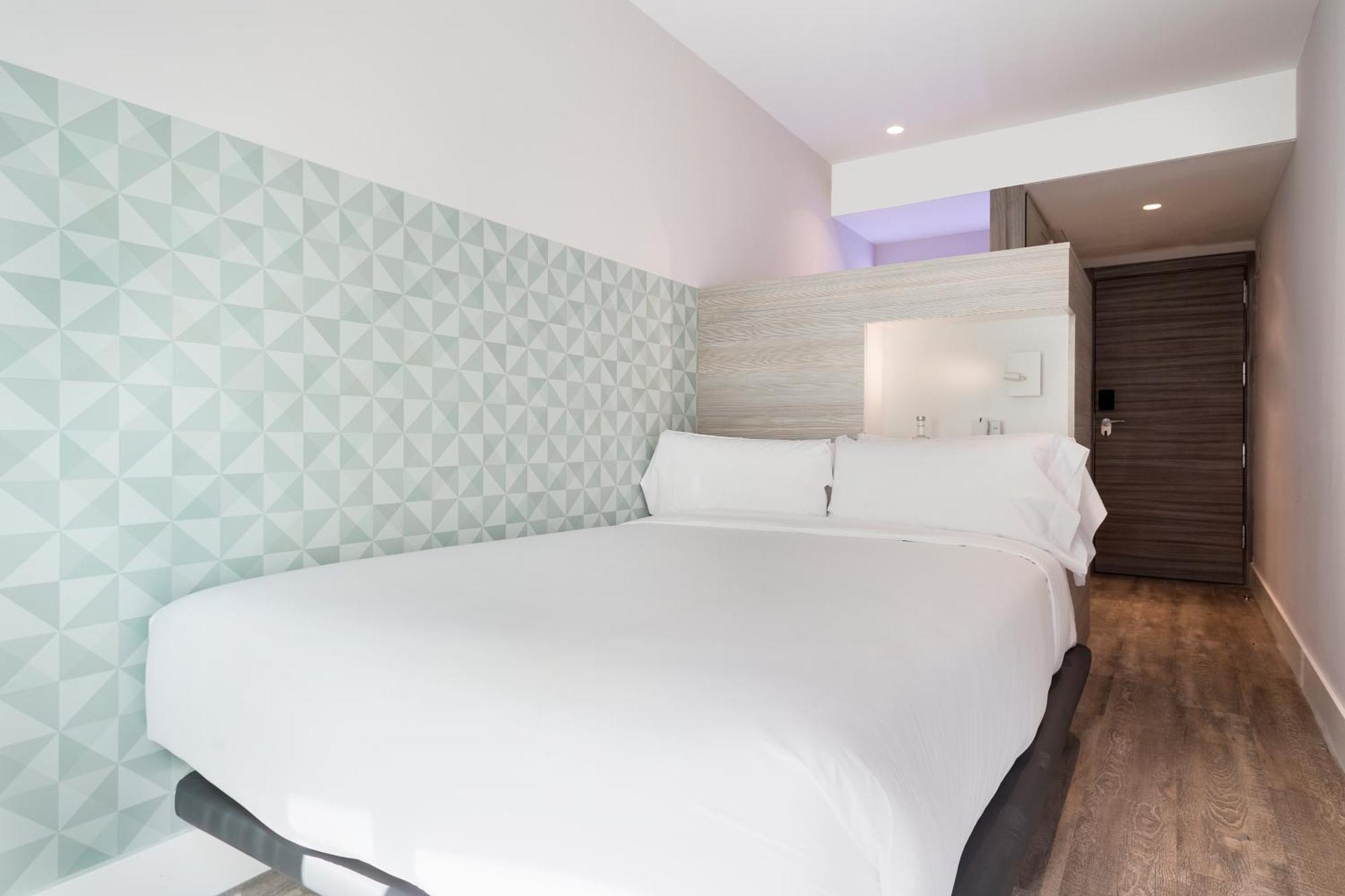 Single Room,436815885:JPEG