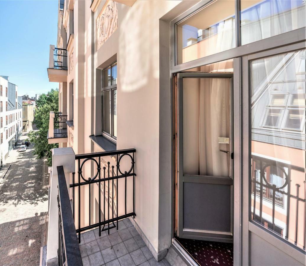 Superior Double Room with Balcony,1014544546:JPEG