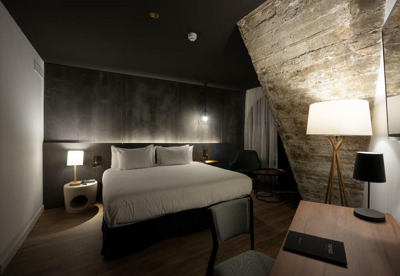 Double Room with River View,1501876567:JPEG