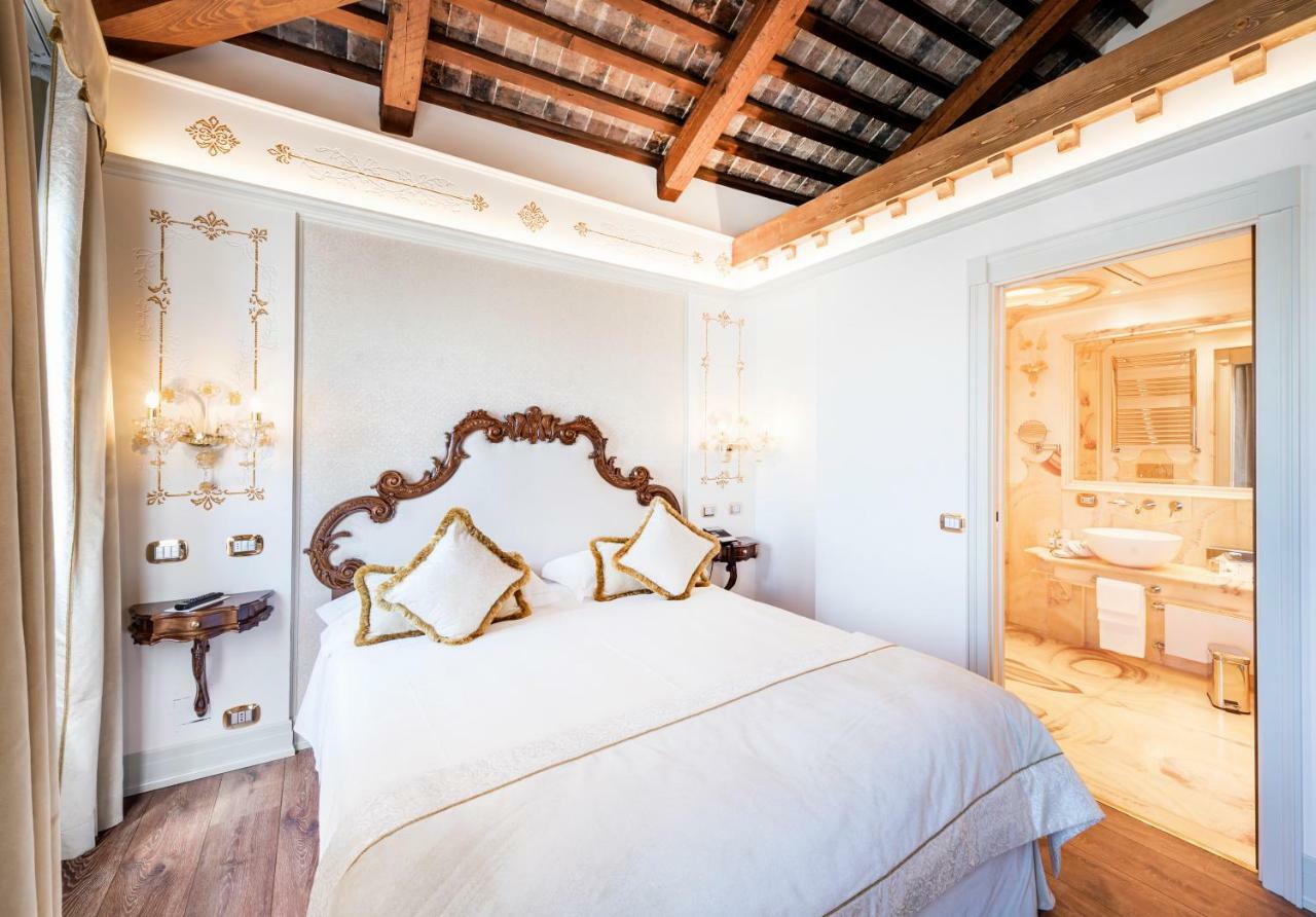 Suite Grand Canal View