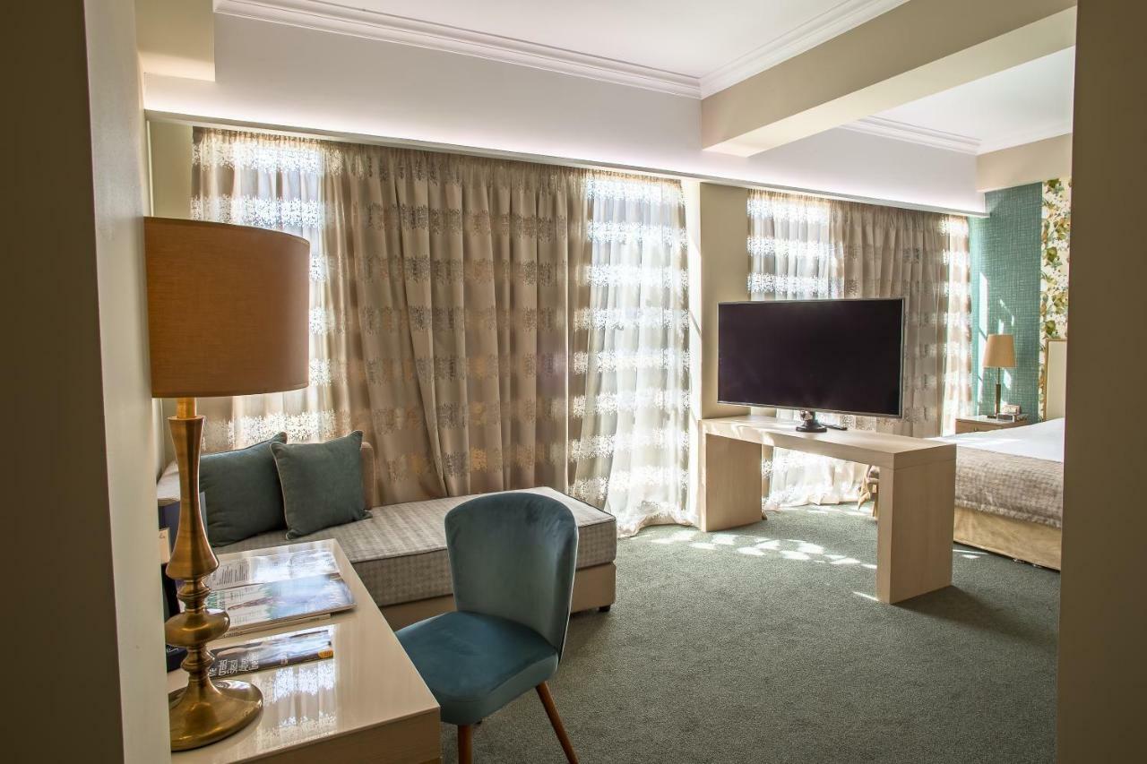 Junior Suite,800221995:JPEG