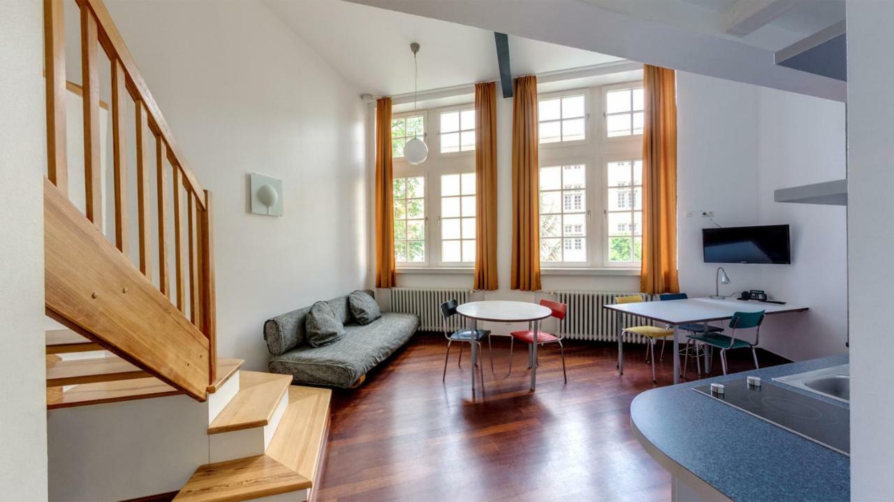 Big Maisonette Studio
