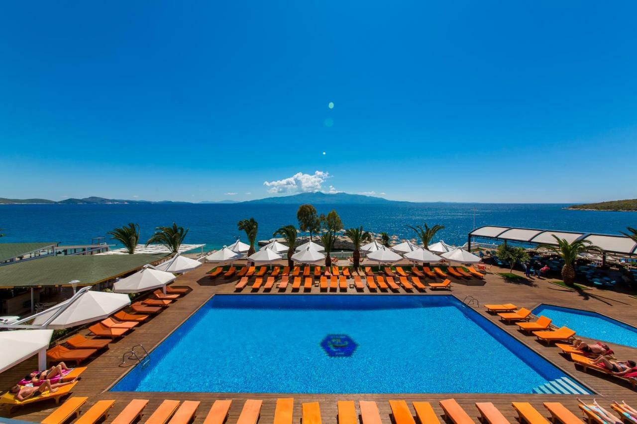 Double Room with Balcony and Sea View,805232841:JPEG