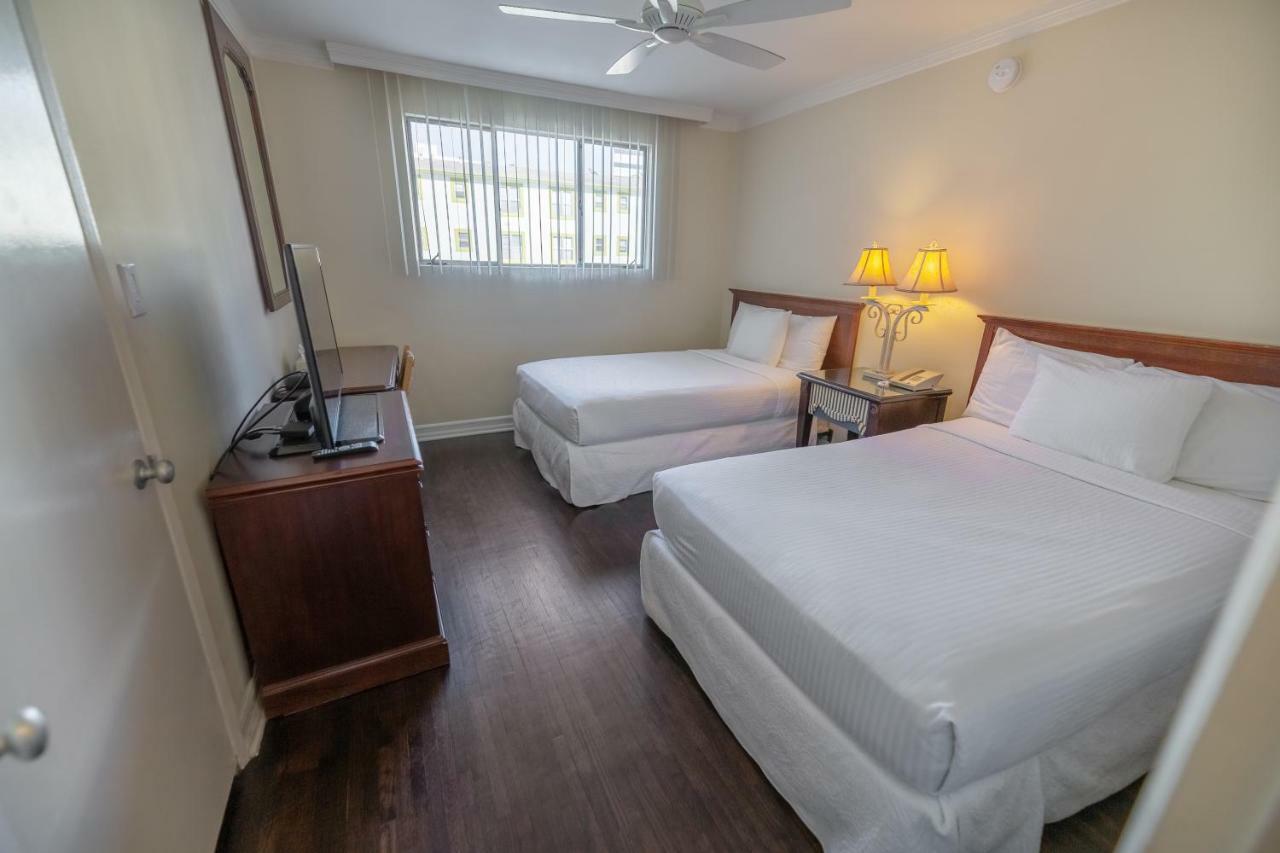 One-Bedroom Double Suite Balcony View