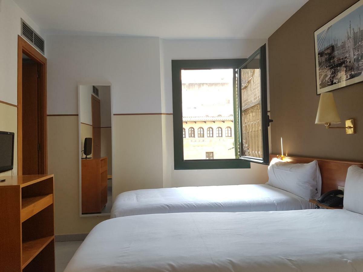 Basic Twin Room,1589143333:JPEG