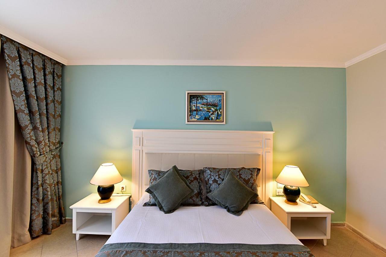 Standard Triple Room,806673792:JPEG