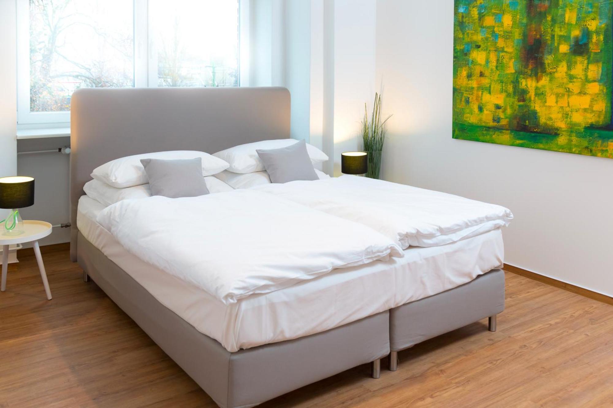 Three-Bedroom Apartment Terrace,824880692:JPEG