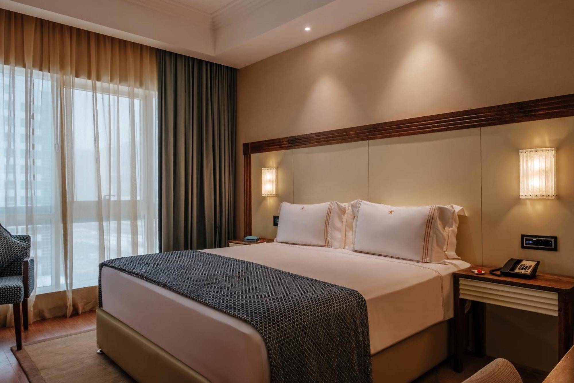 Deluxe King Room Marina View (Early check-in 11am & late check-out at 4pm + 35% discount on food & beverage, valid until 31 August 2026 only),1219566157:JPEG