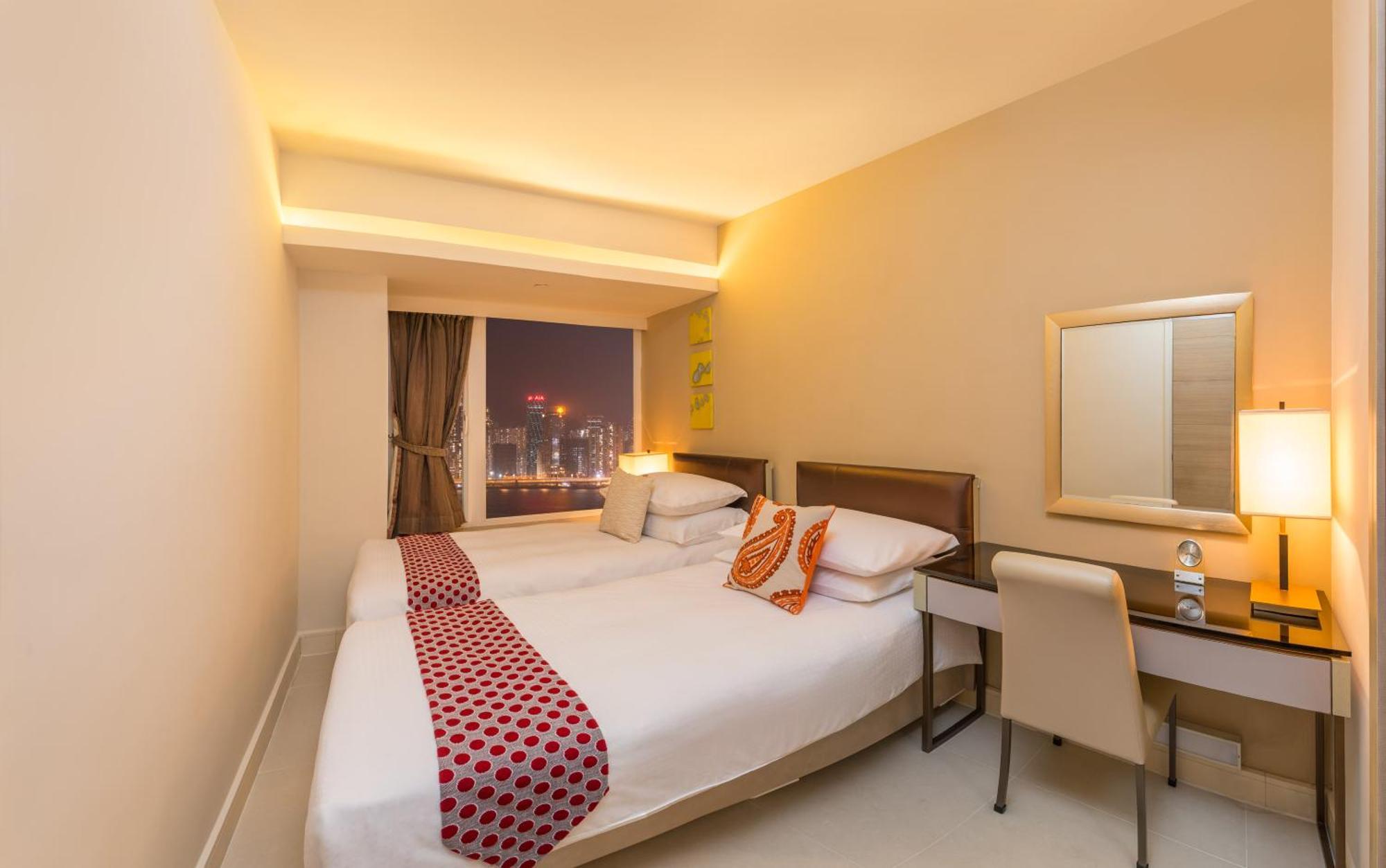 Consecutive Two Bedroom Quad Suite Harbour View