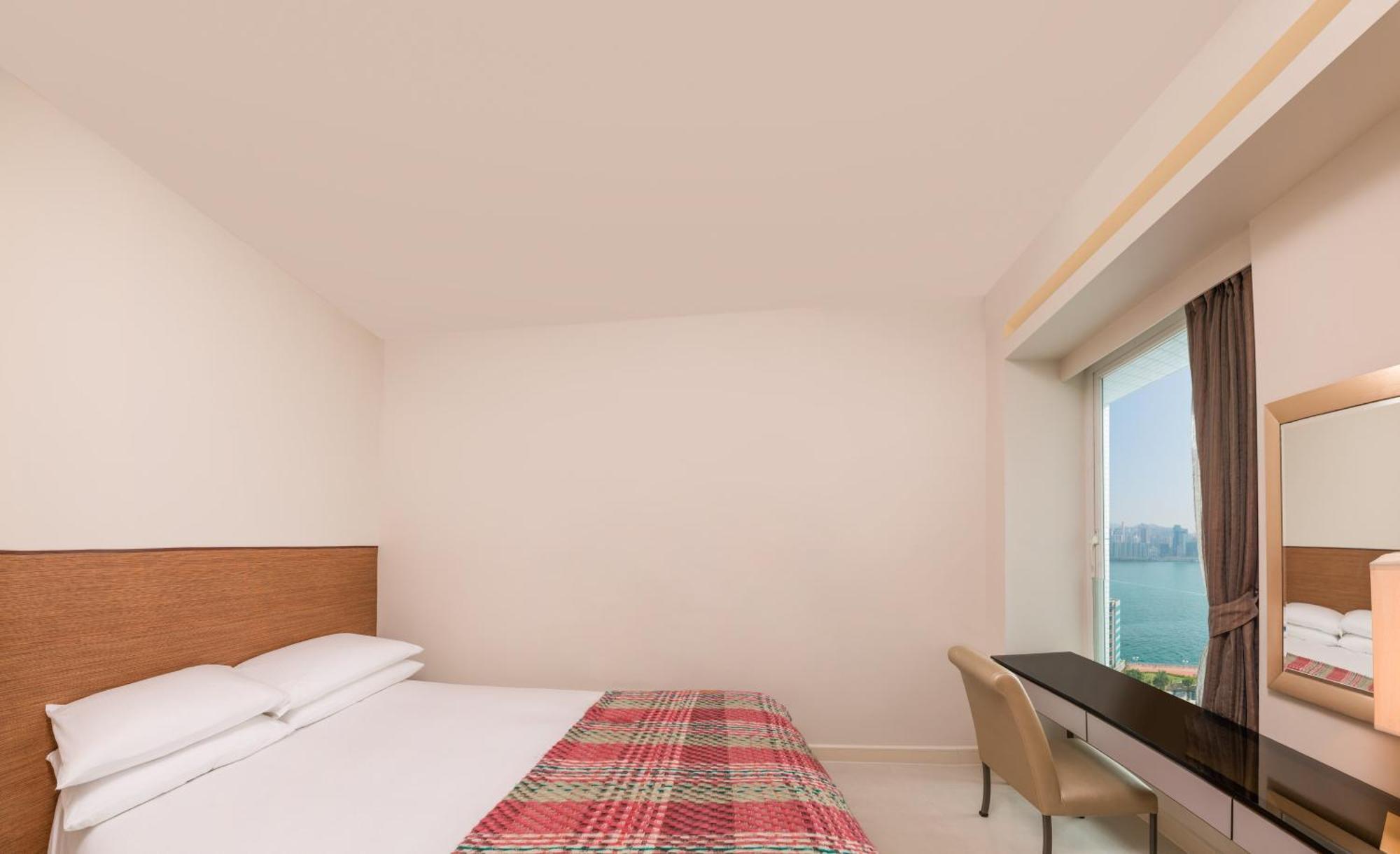 Consecutive Two Bedroom Quad Suite Harbour View