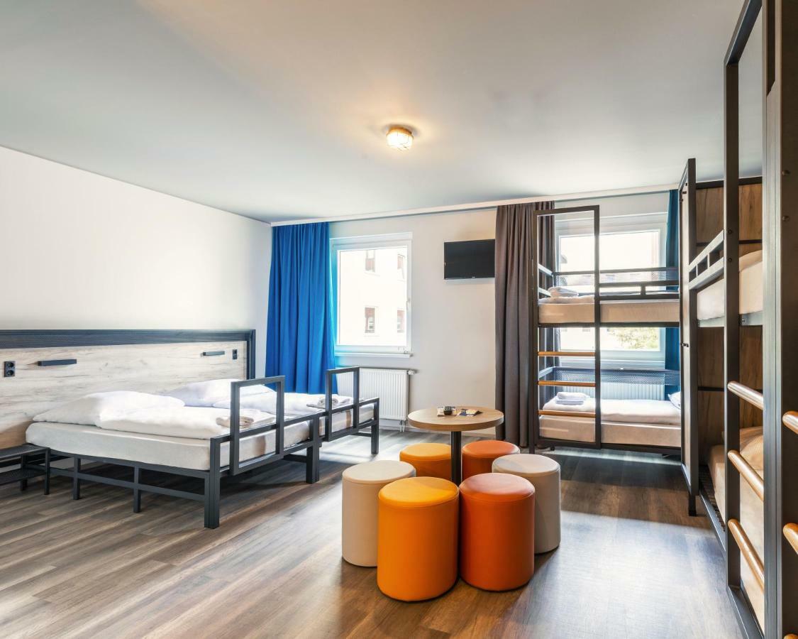Six-Bed Room