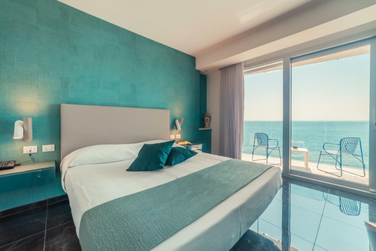 Executive Double Room with Sea View,828595787:JPEG