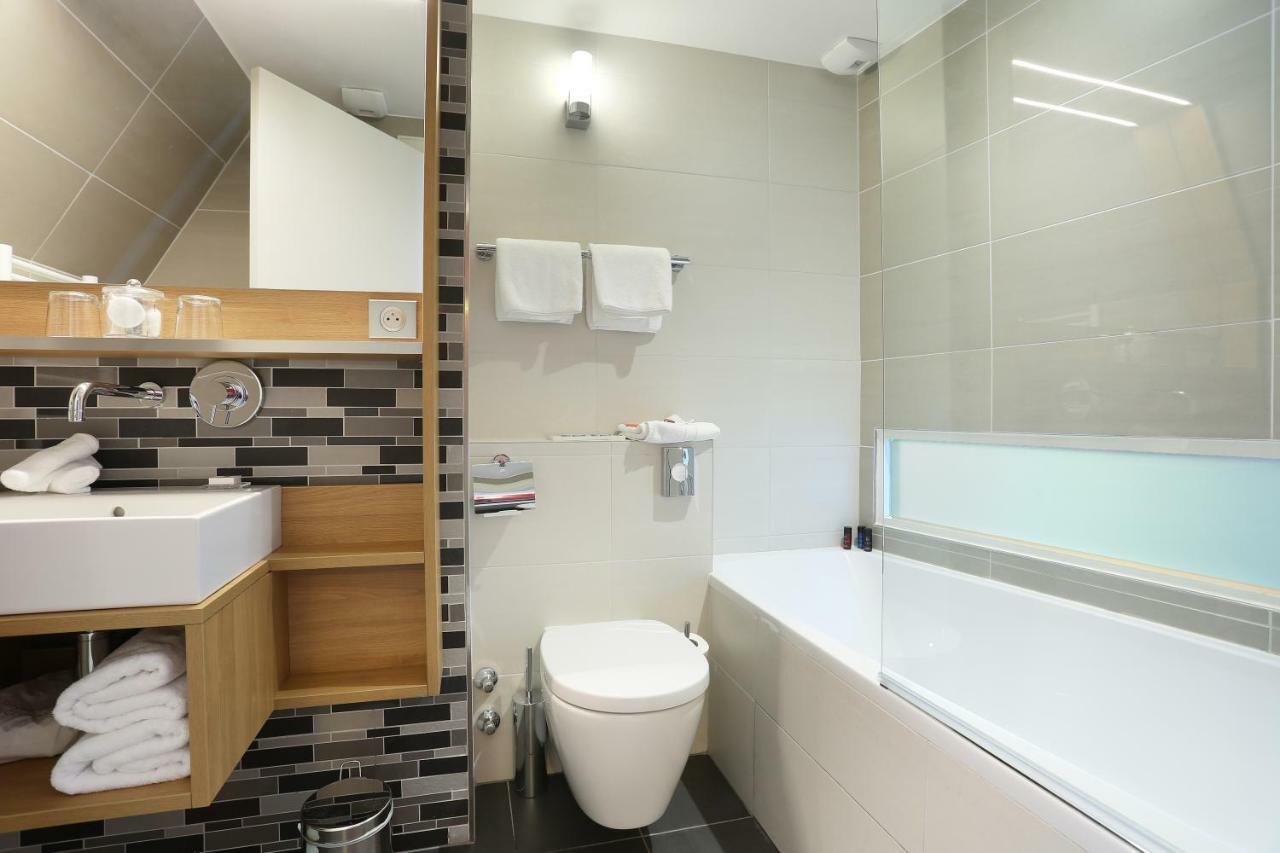 Juniorsuite med hageutsikt
