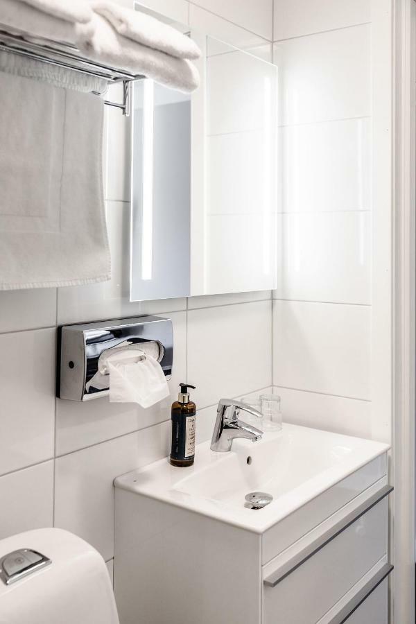 Superior Double or Twin Room,831193181:JPEG