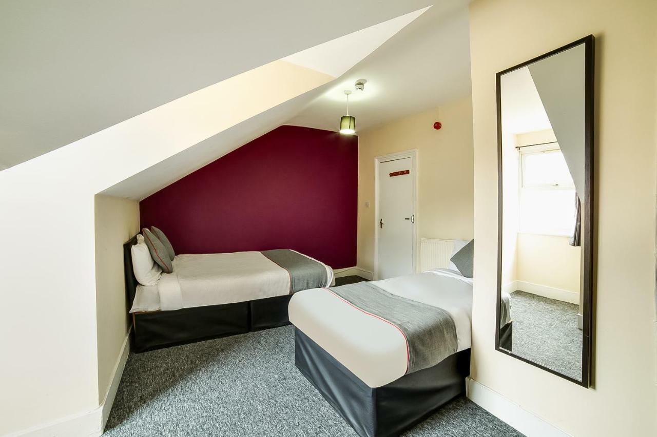 Deluxe Family Suite