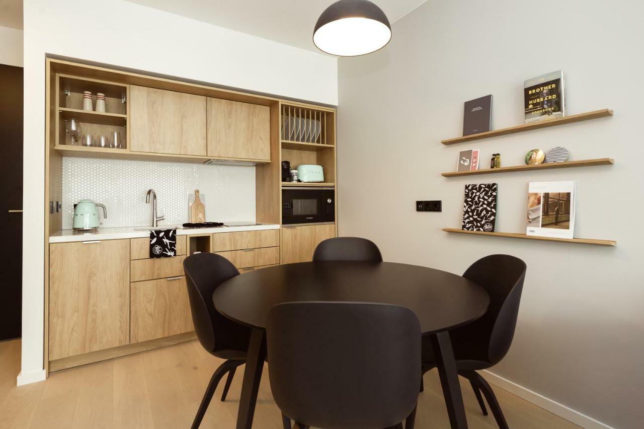 One Bedroom Apartment,1224376966:JPEG
