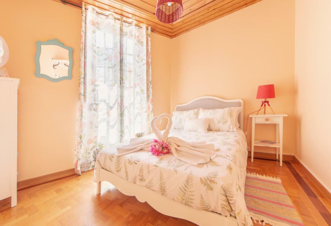 Double Room with Shared Bathroom,864448475:JPEG