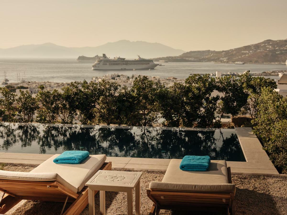 Hilltop Infinity Sea View Suite Private Pool