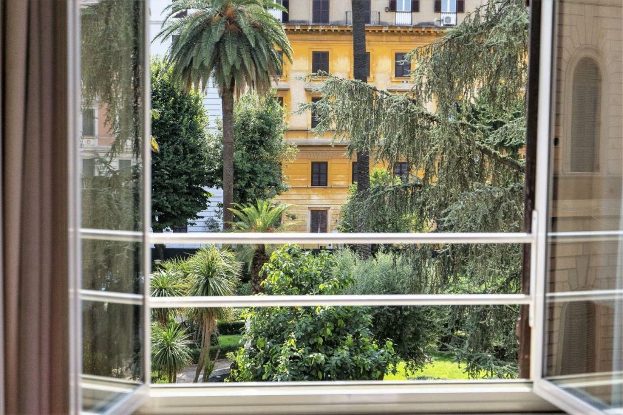 Deluxe Double or Twin Room,885802810:JPEG