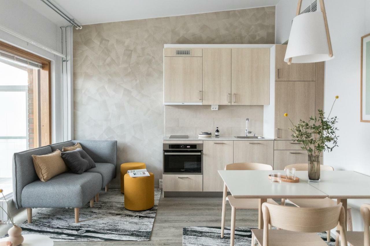 Large-Studio with Rooftop Terrace