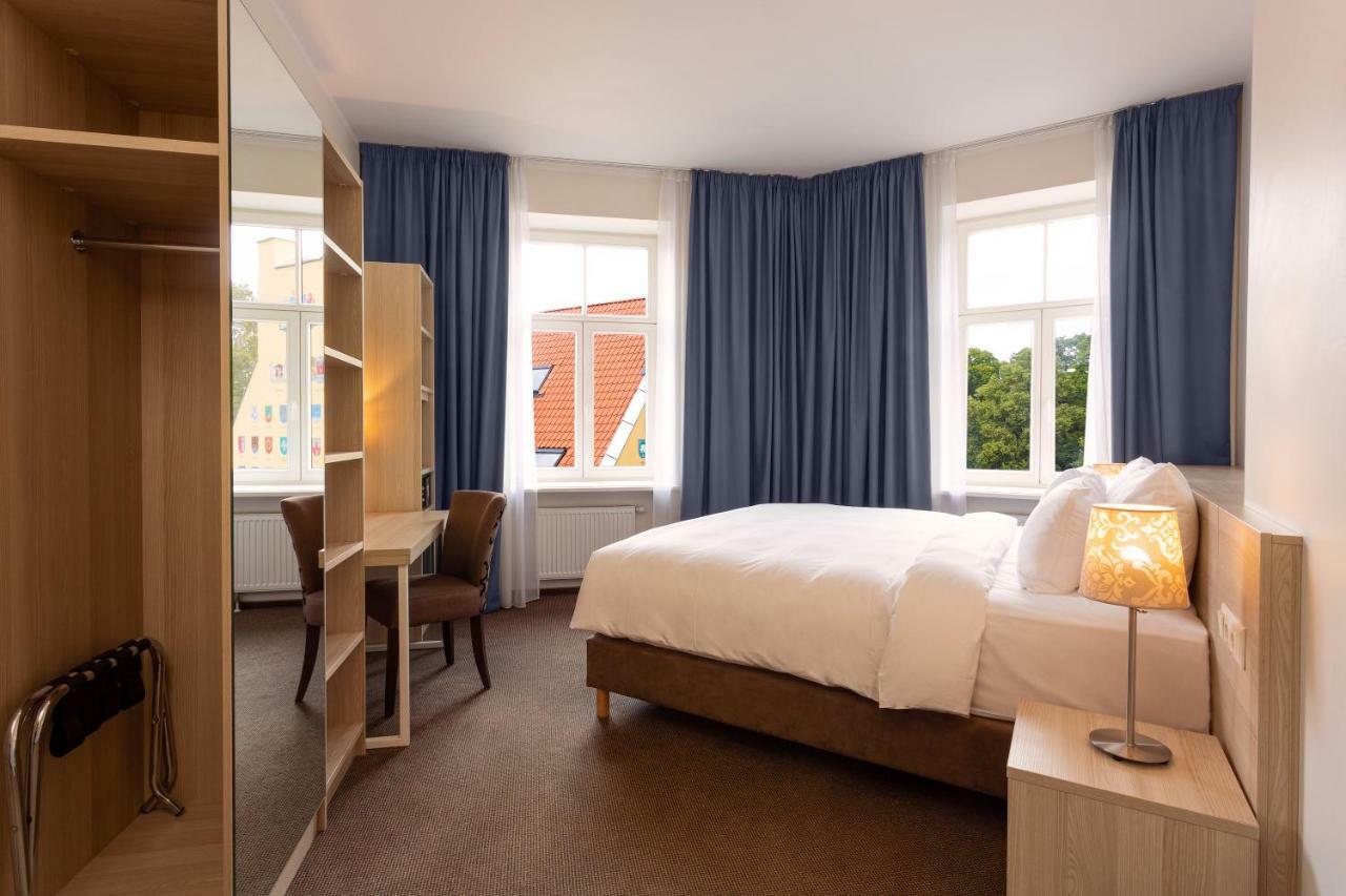 Superior Room,835605791:JPEG