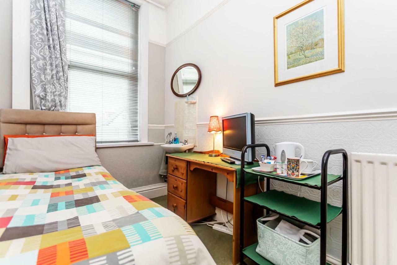 Enkelrum Budget med delat badrum