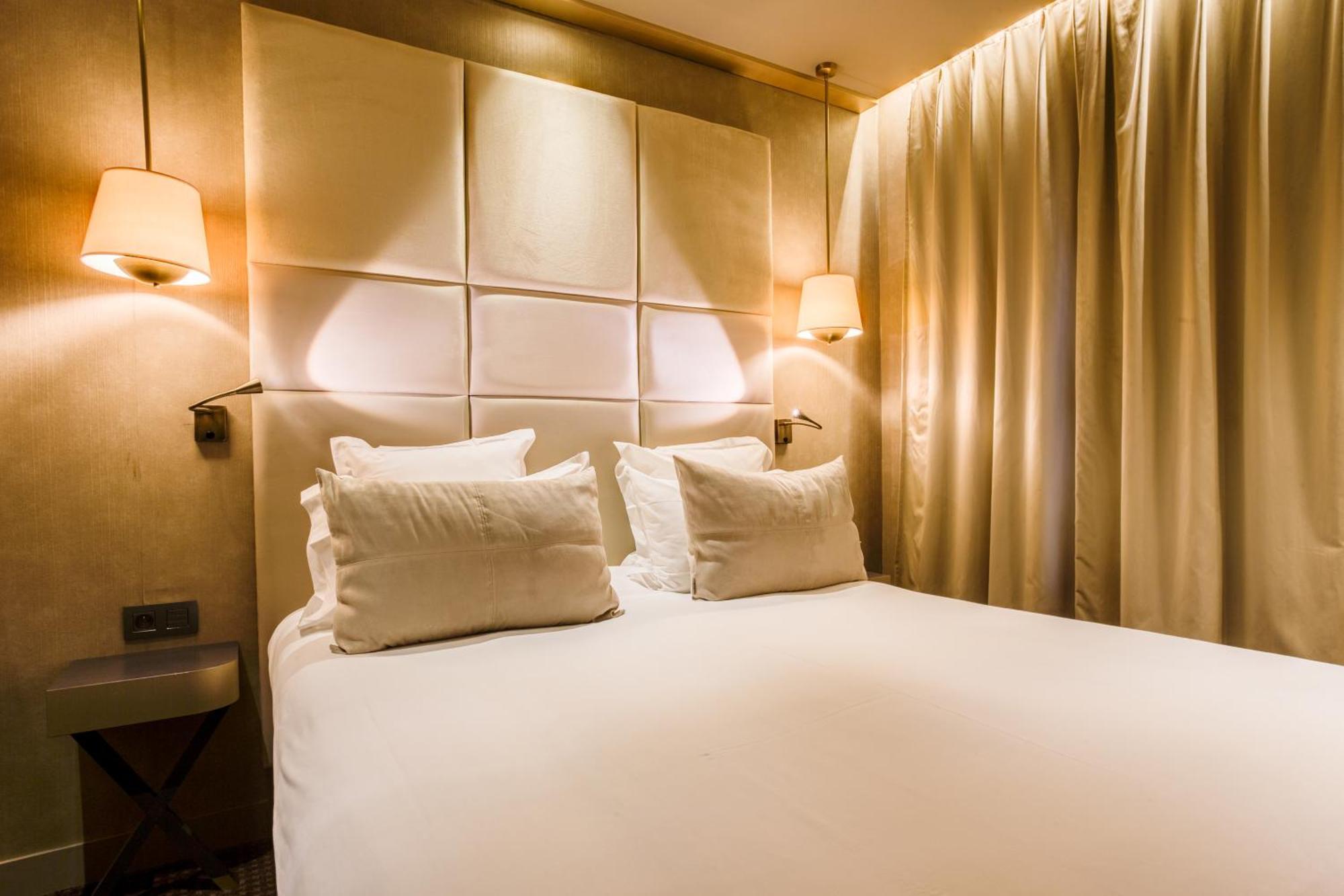 Two Connecting Double Rooms