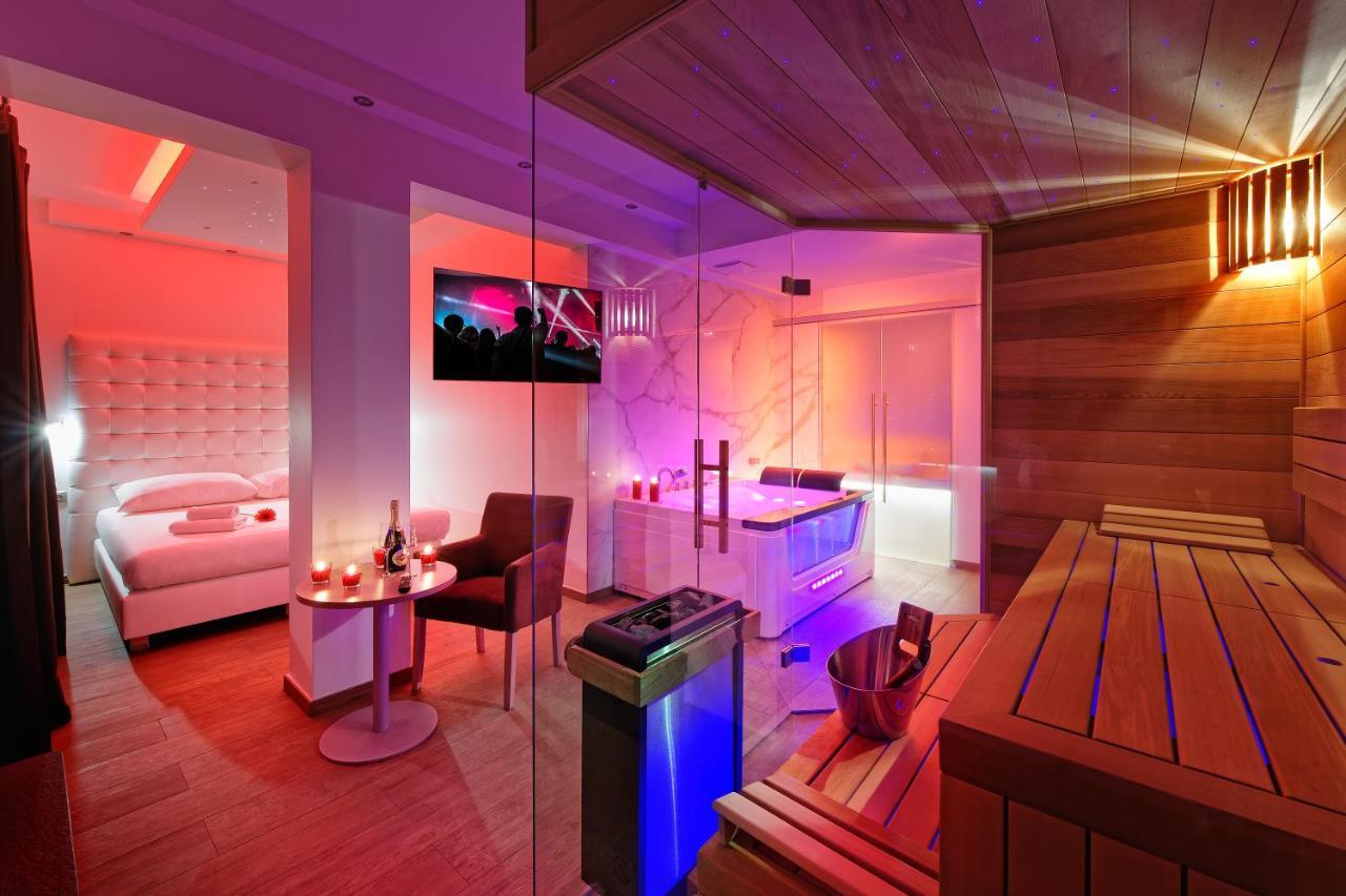 Wellness-huone - Oma sauna ja poreallas