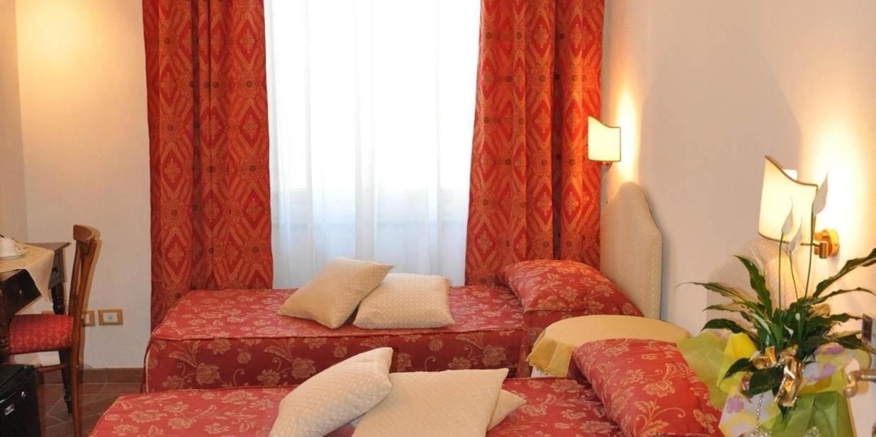Classic Double or Twin Room,8559680:JPEG