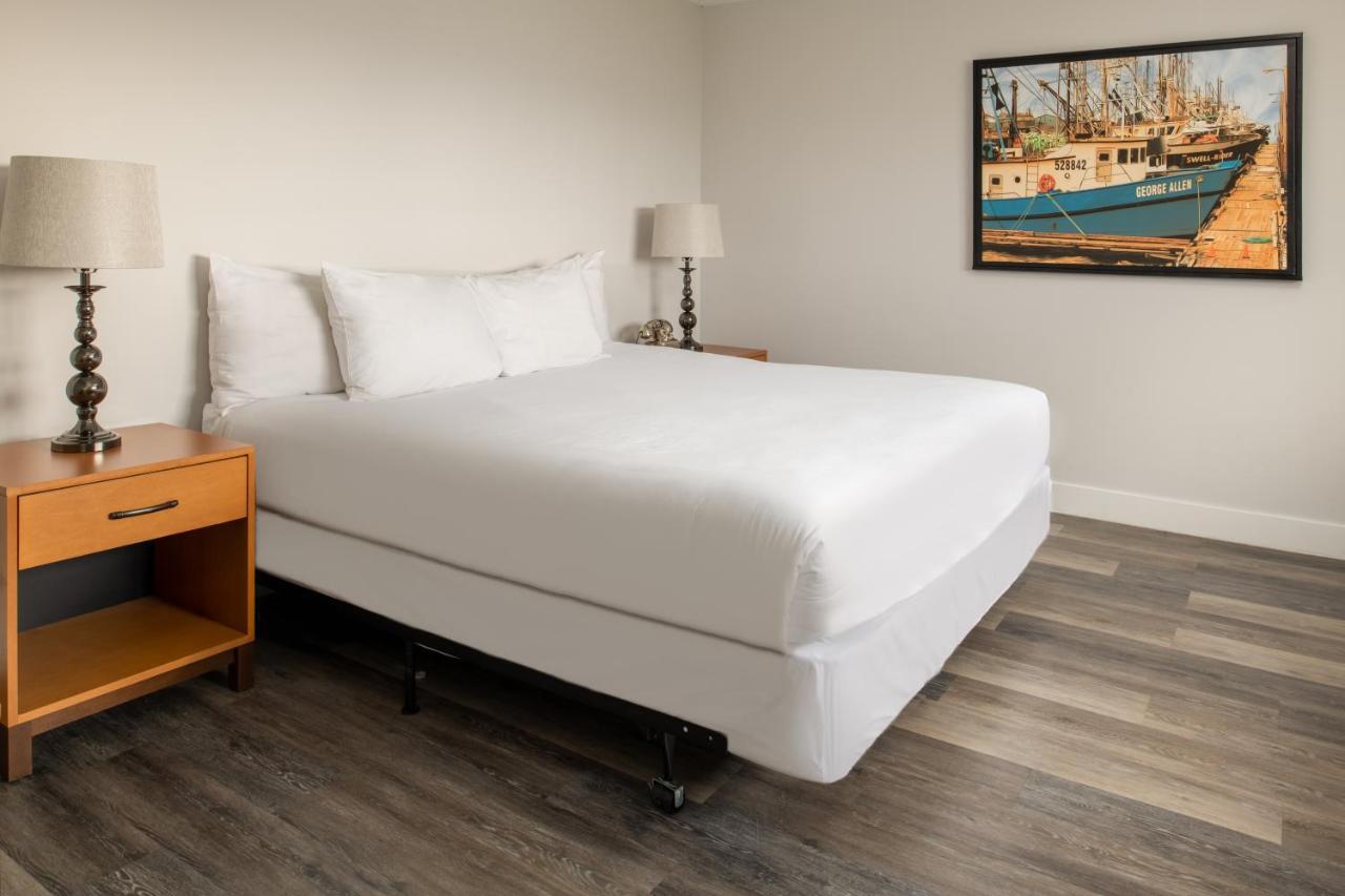 King Kitchenette Suite View Balcony