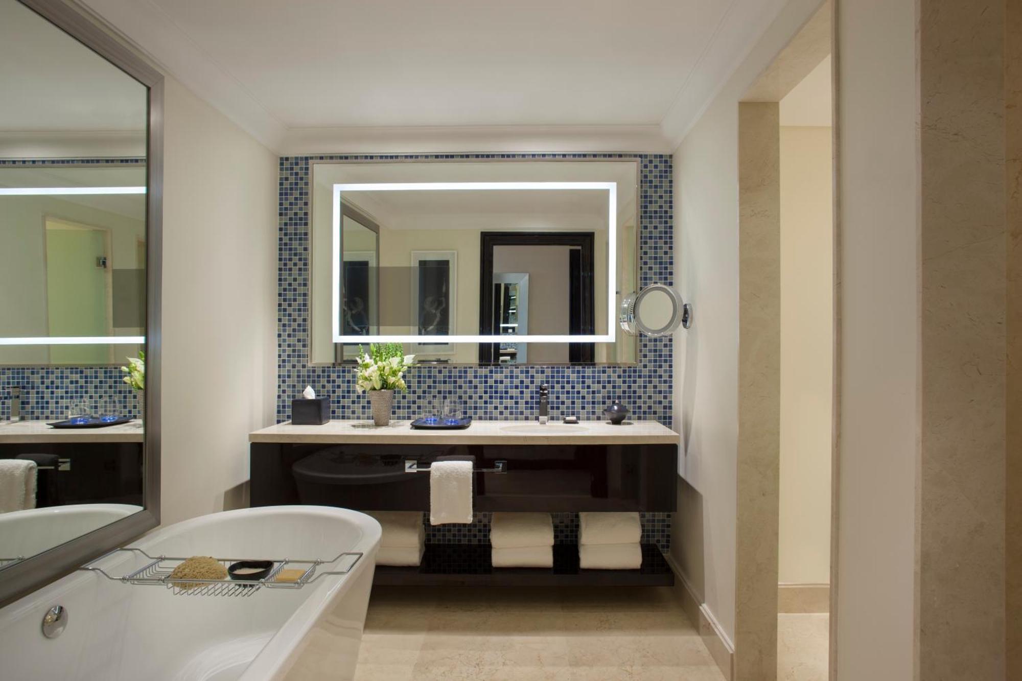 E-Lounge Studio Suite,1436008024:JPEG