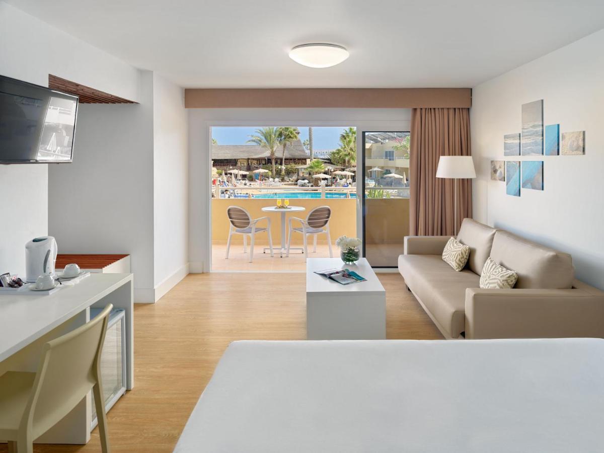 Double Room with Pool View,908571535:JPEG