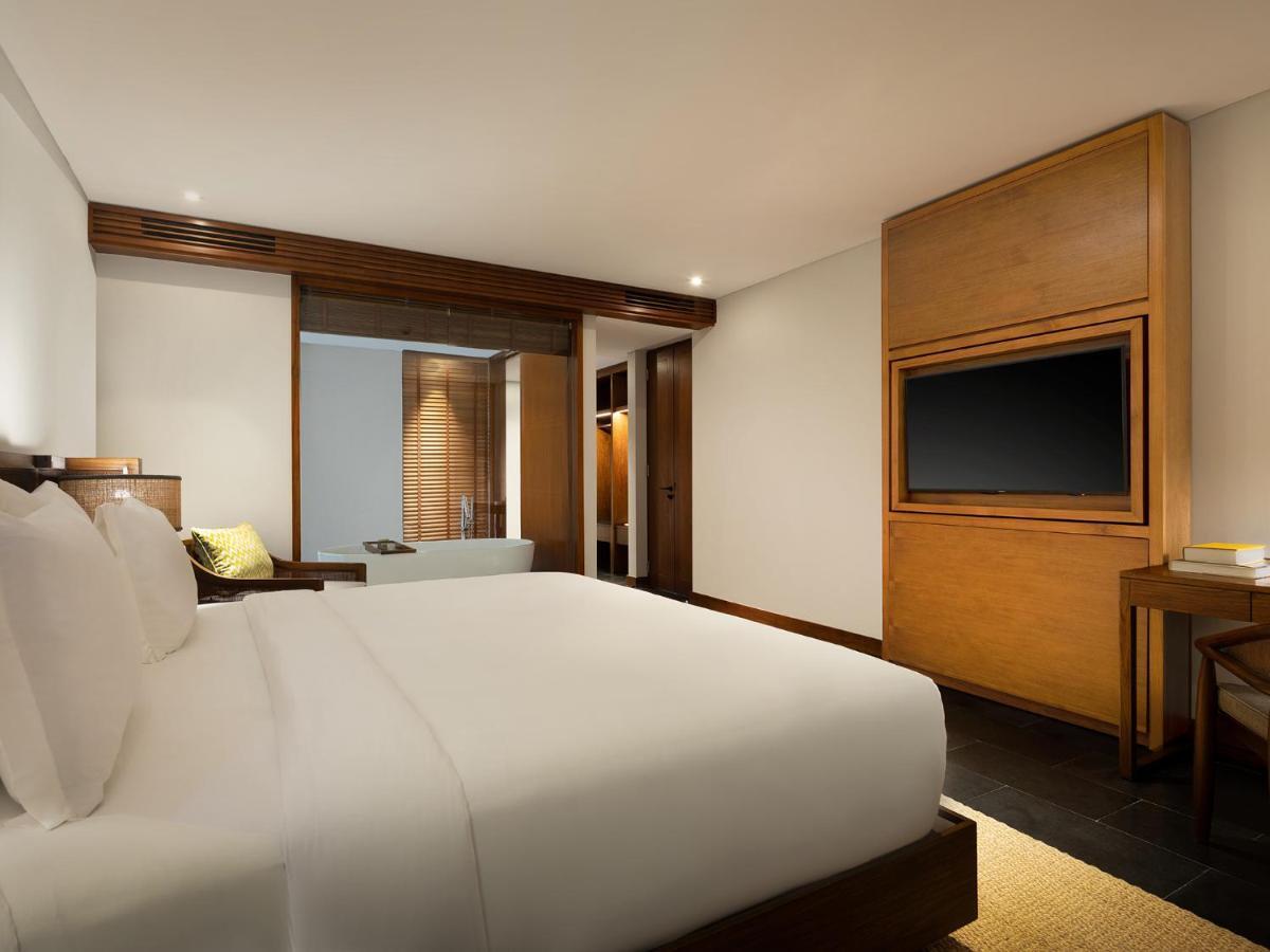 Sky Pool Penthouse – Two Bedrooms
