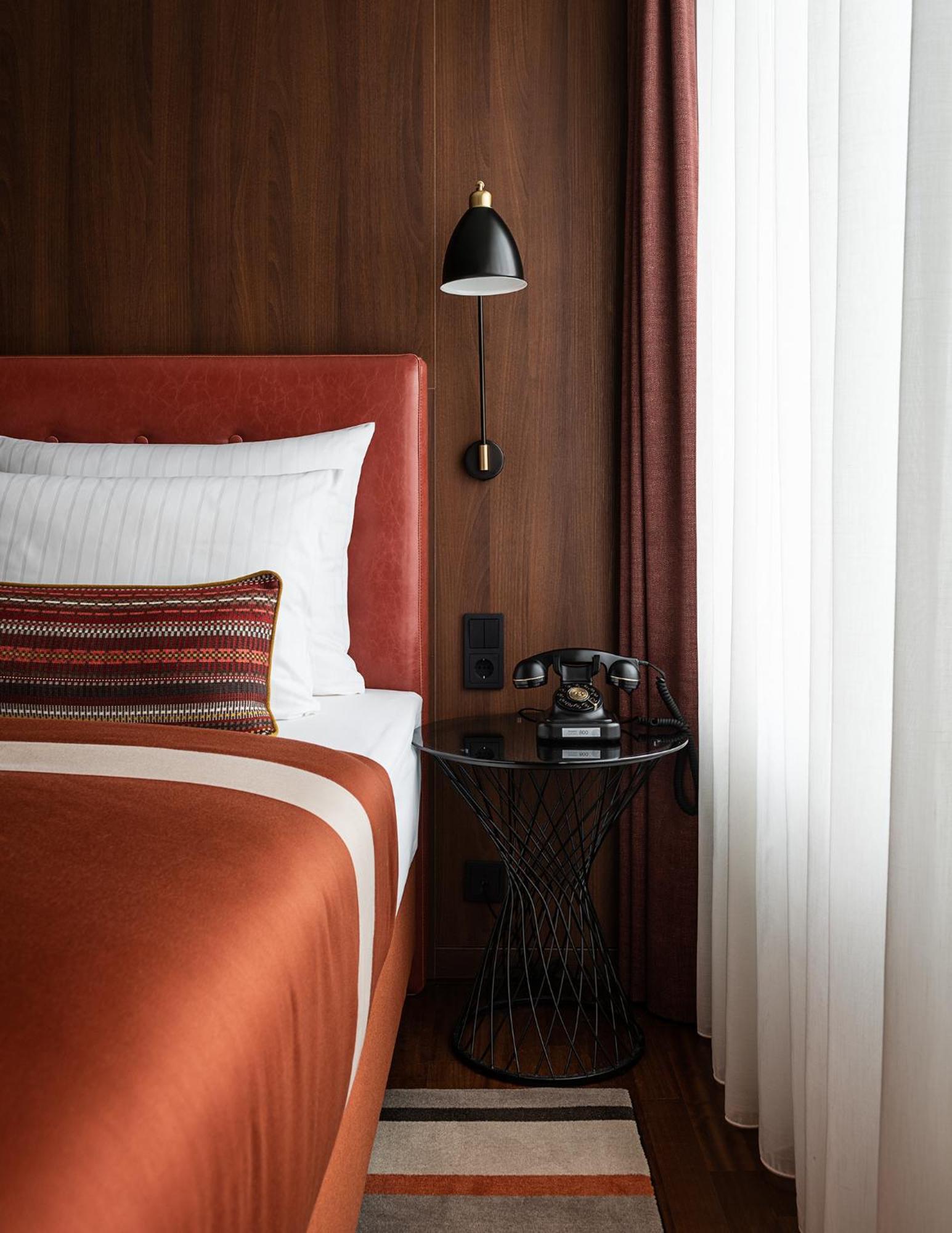 Premium Double Room - Speicherstadt,1212182542:JPEG