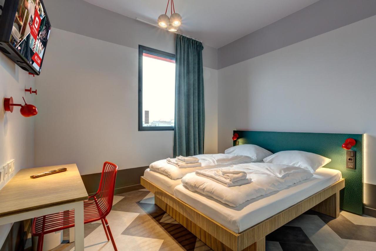 Double Room for Single Use,952454389:JPEG