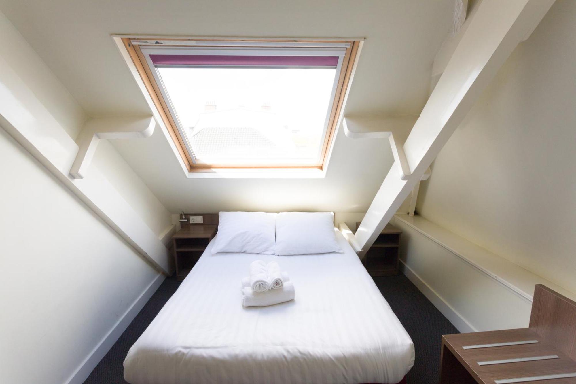 Superior Double Room Bath