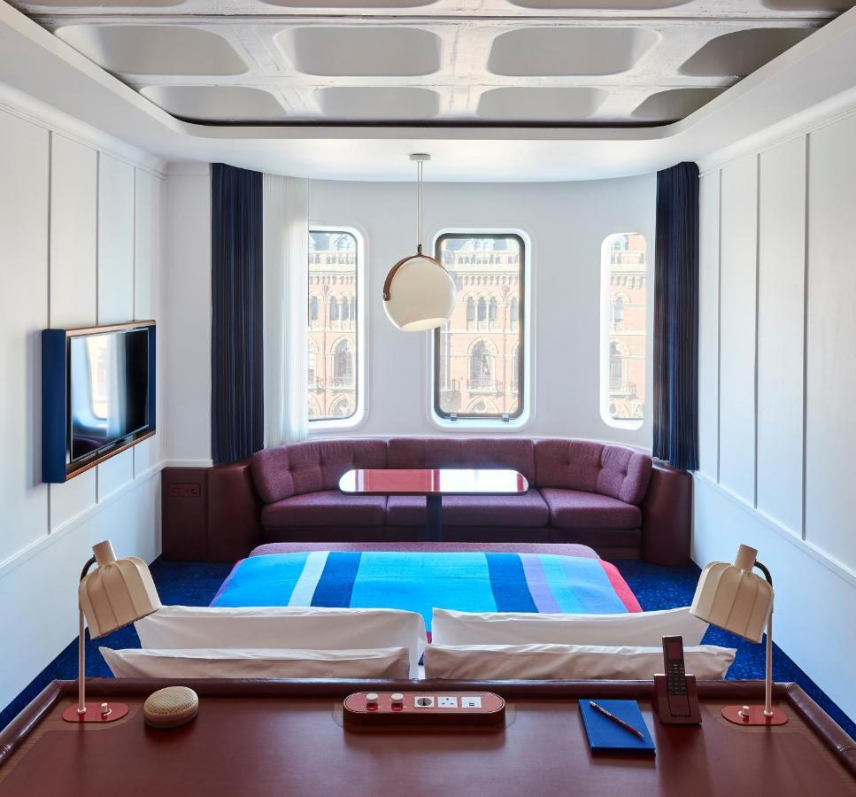 Premium King View Room