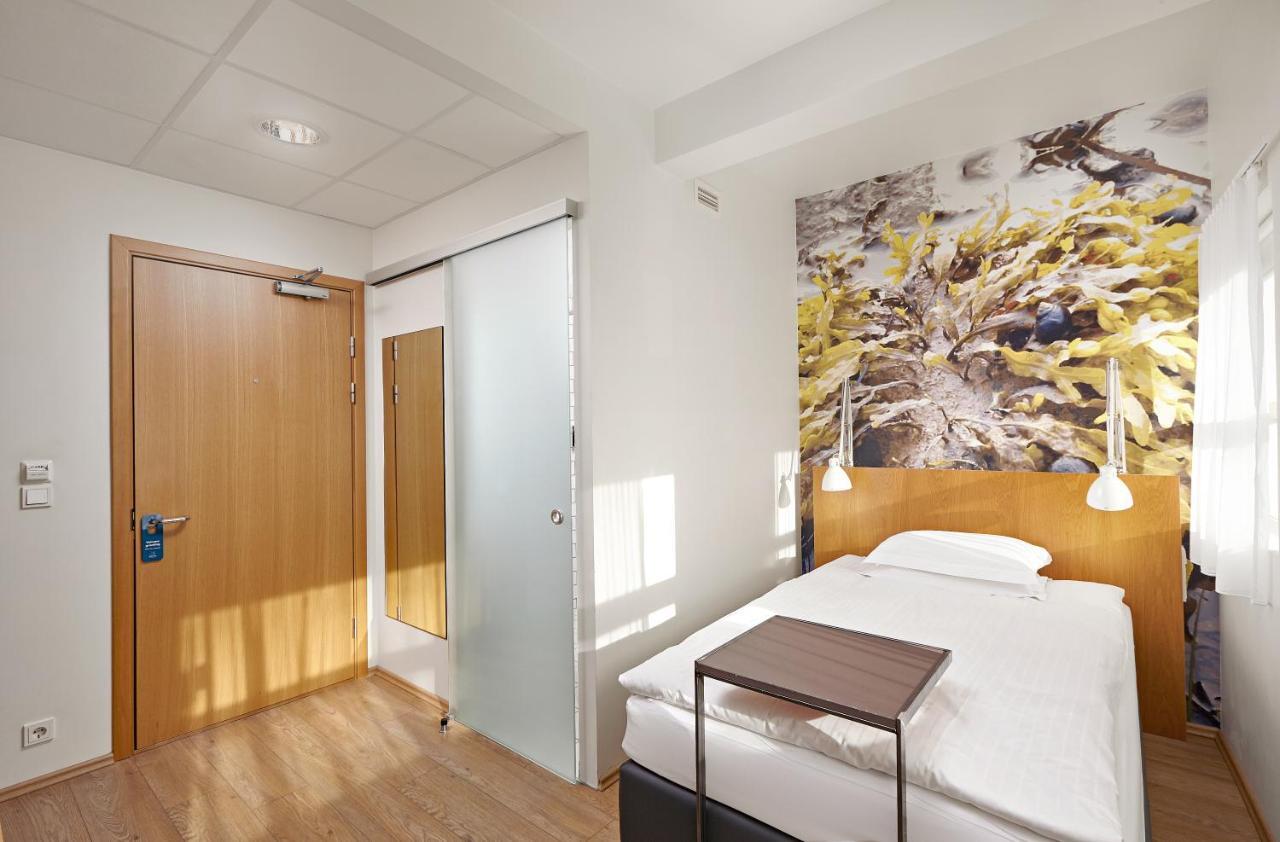 Single Room,959514676:JPEG