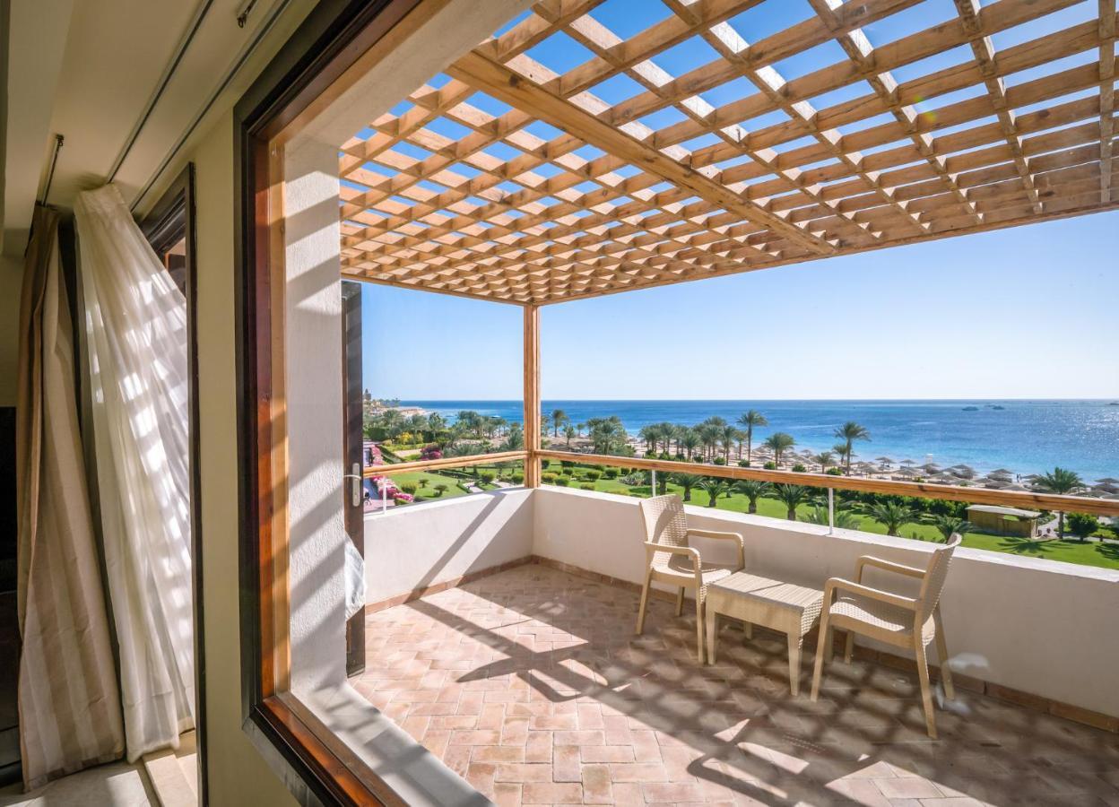 Premium Suite With Sea View - West Bay (Adults Only 16+)