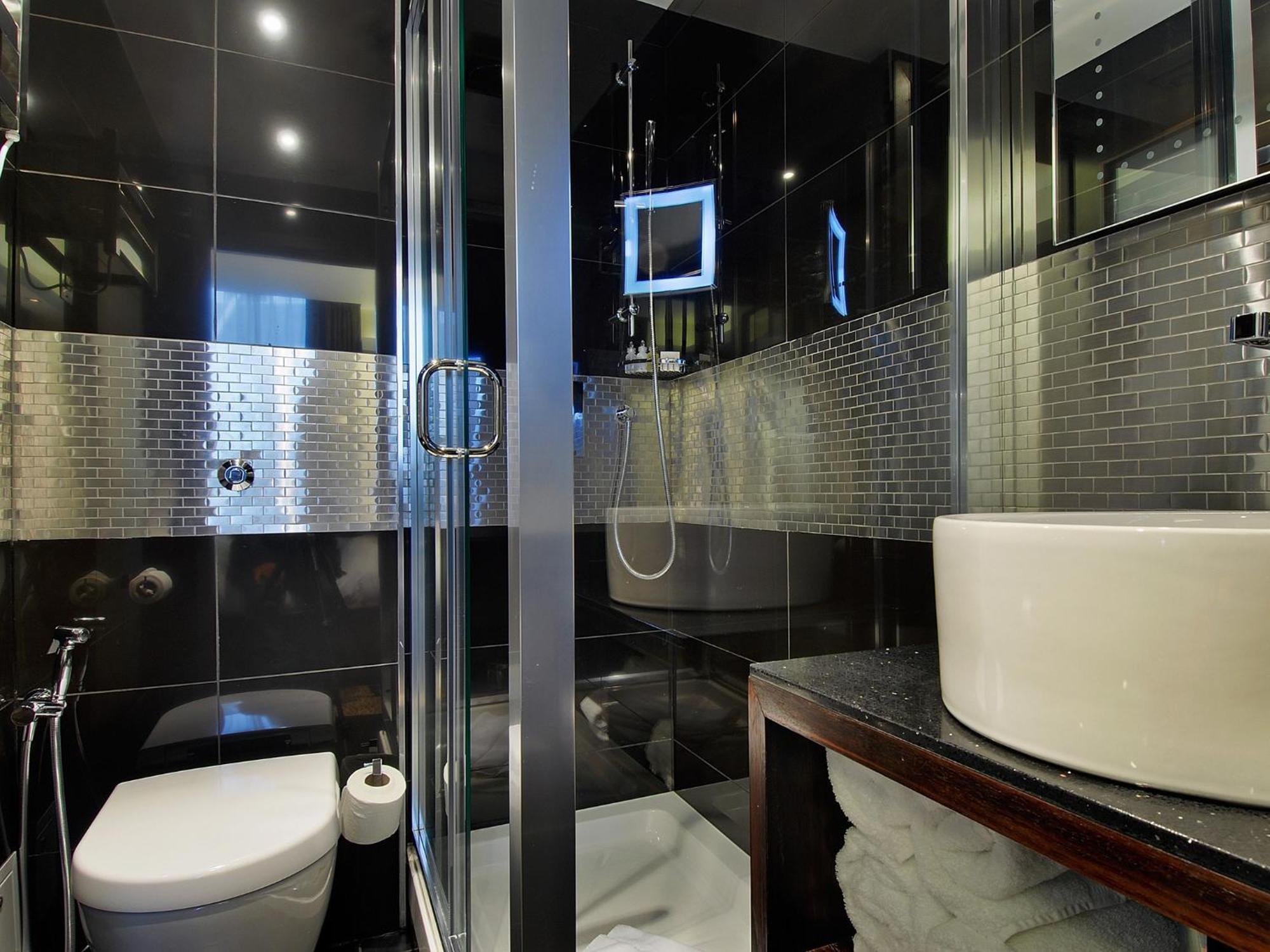 Hyde Park Club Double,1539220519:JPEG