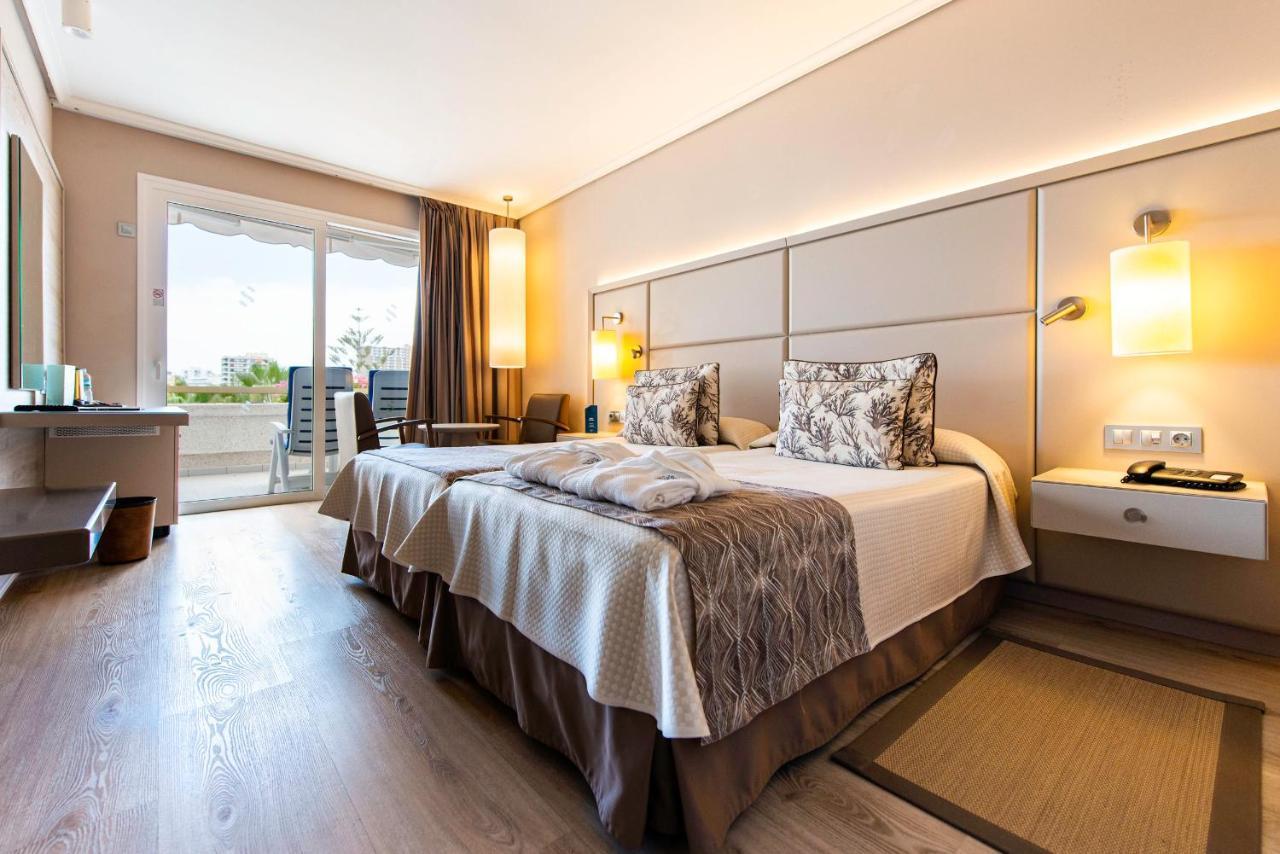 Double Room Sea View or or Pool View