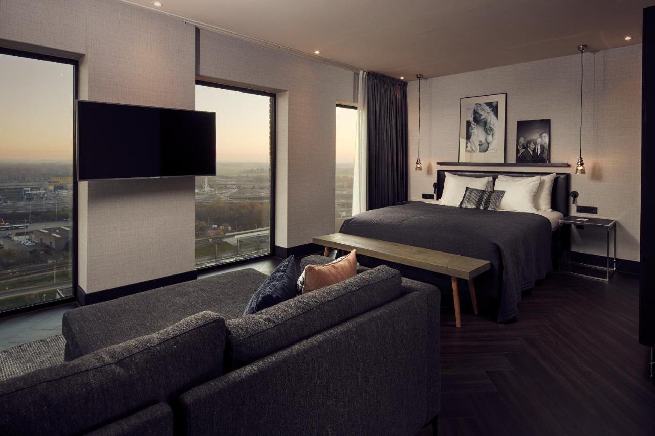 Penthouse Suite South
