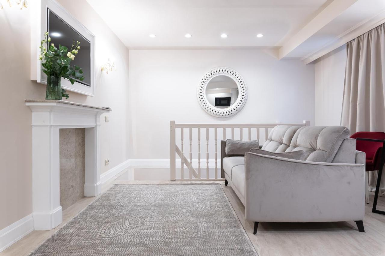 Apartment Split Level