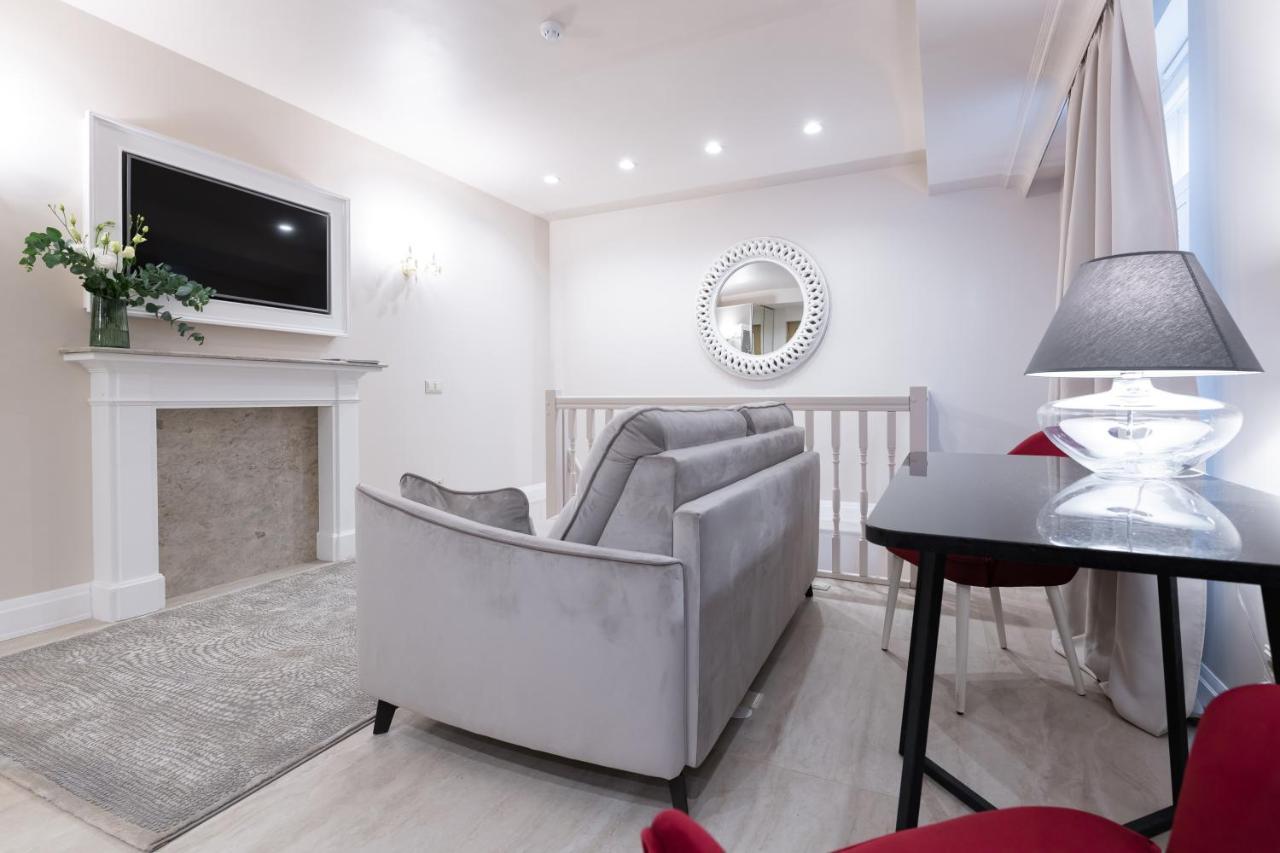 Apartment Split Level