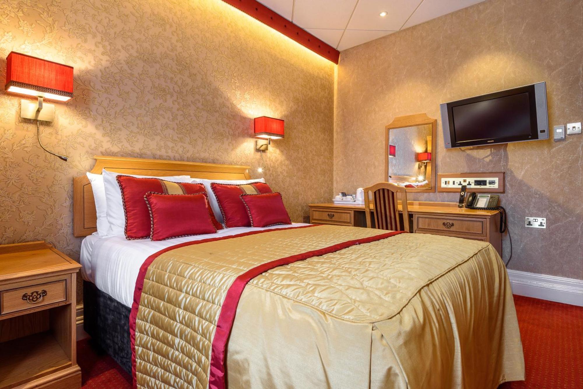 Classic Double Room